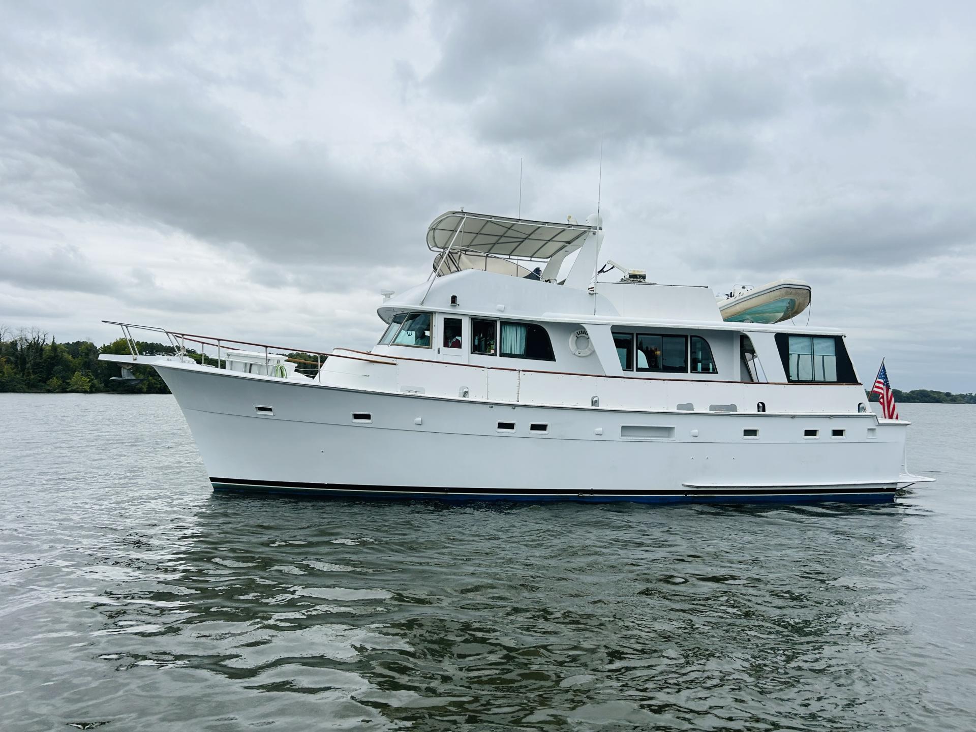 1976 Hatteras 58 LRC photo 4
