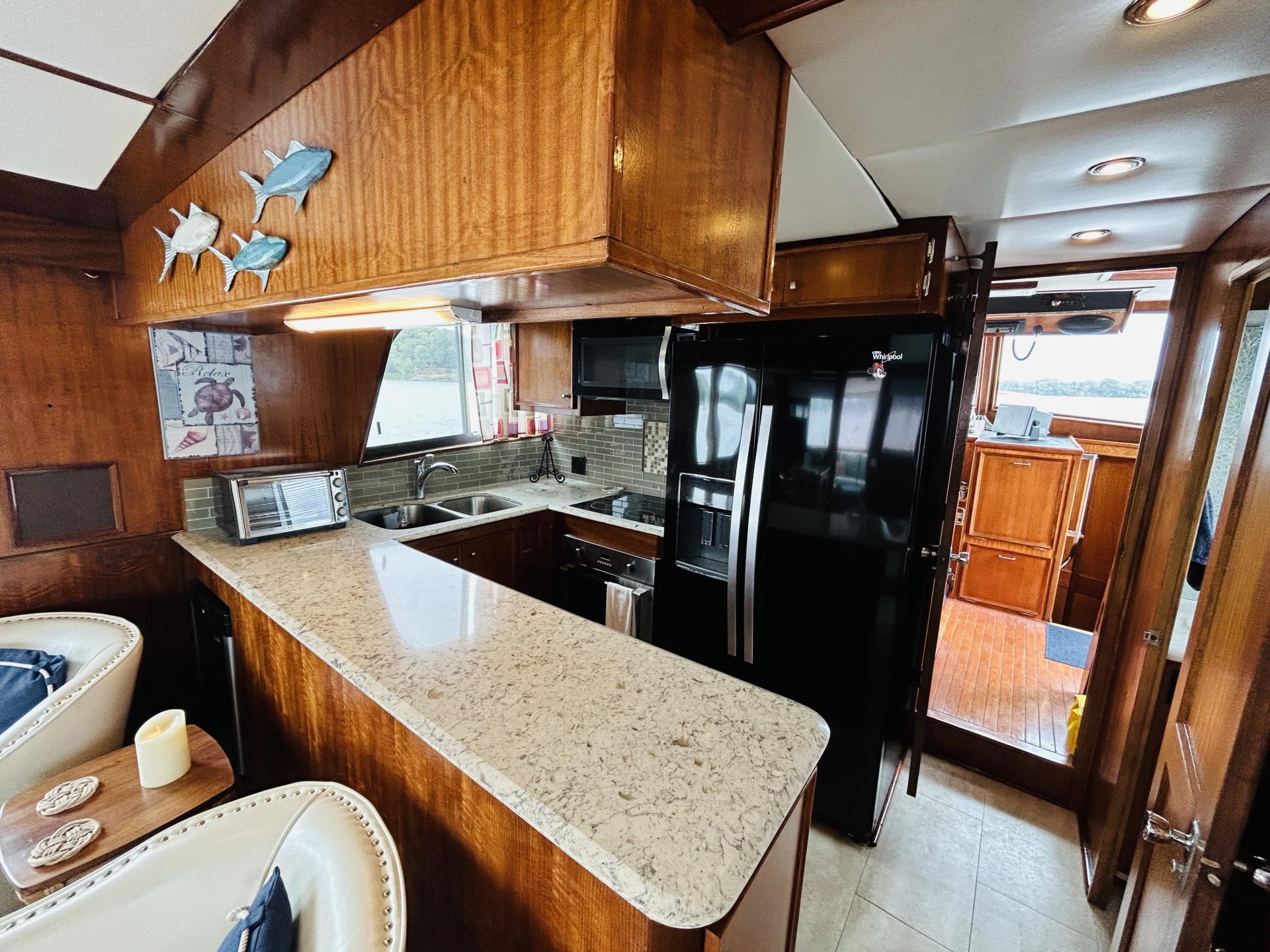 1976 Hatteras 58 LRC photo 20