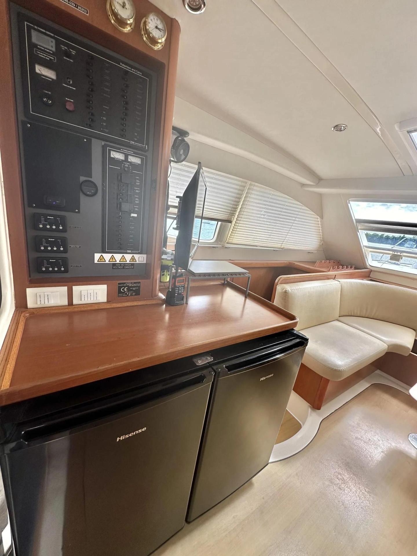 2009 Leopard 46 photo 9