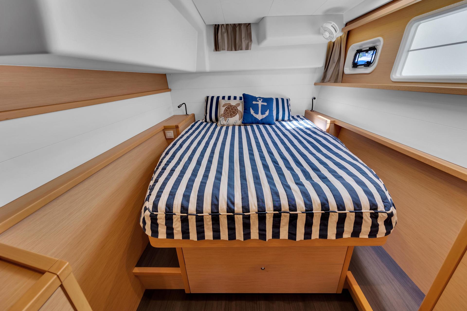 2016 Lagoon 450 Flybridge photo 74