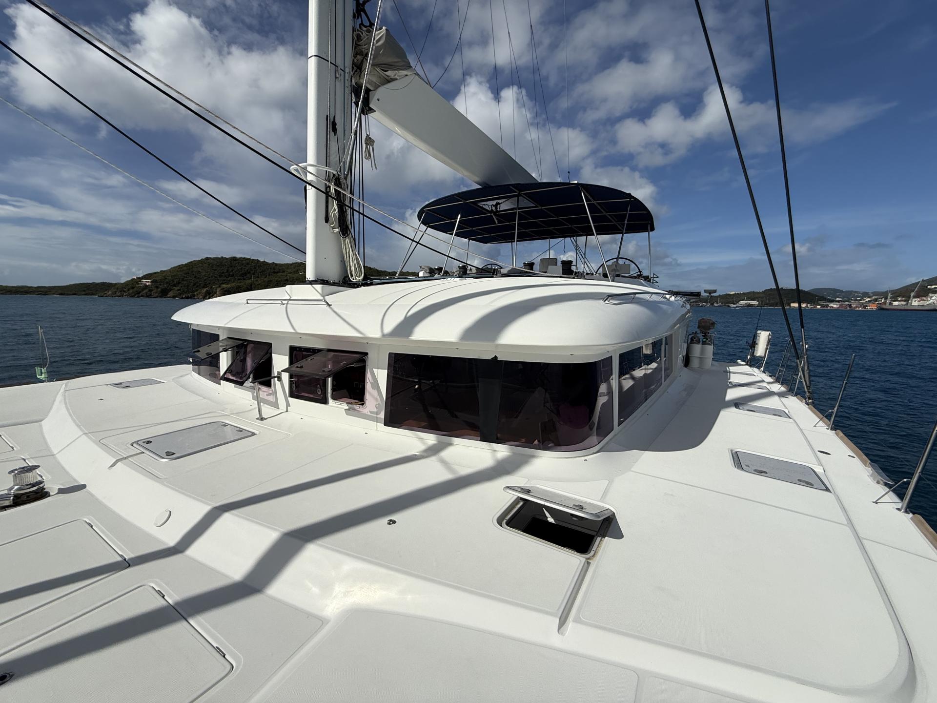 2011 Lagoon 620 photo 12
