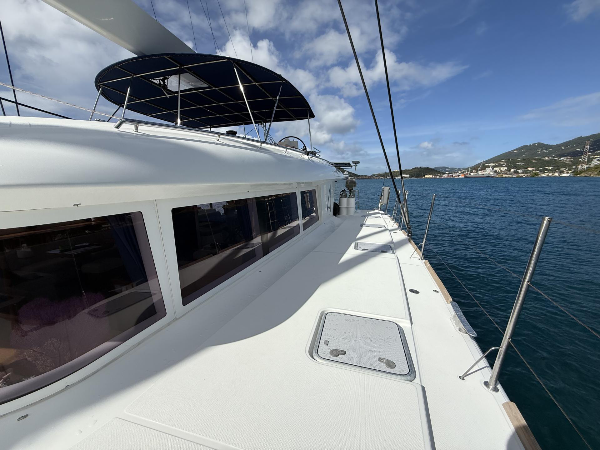2011 Lagoon 620 photo 13