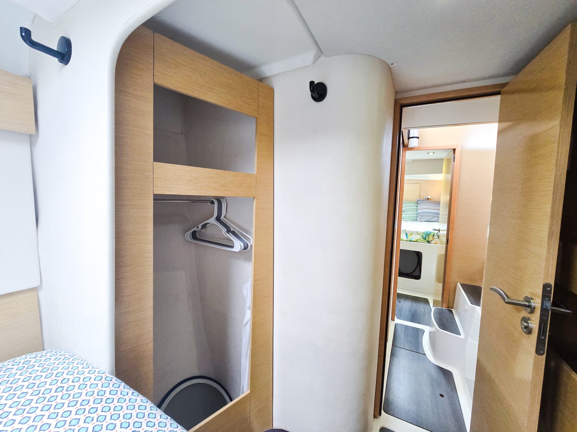 2014 Fountaine Pajot Lipari 41 photo 36
