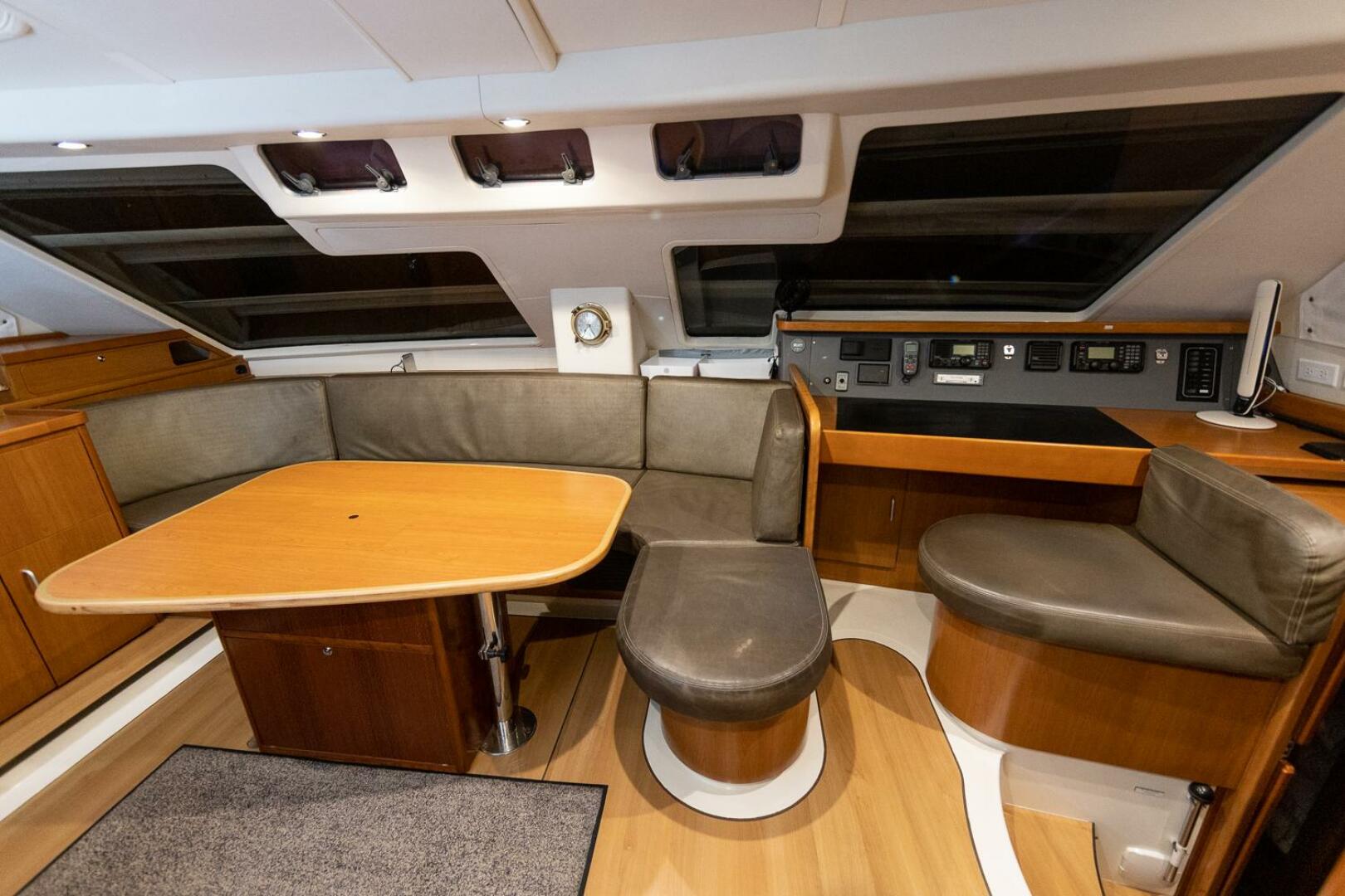 2009 Leopard 46 photo 38