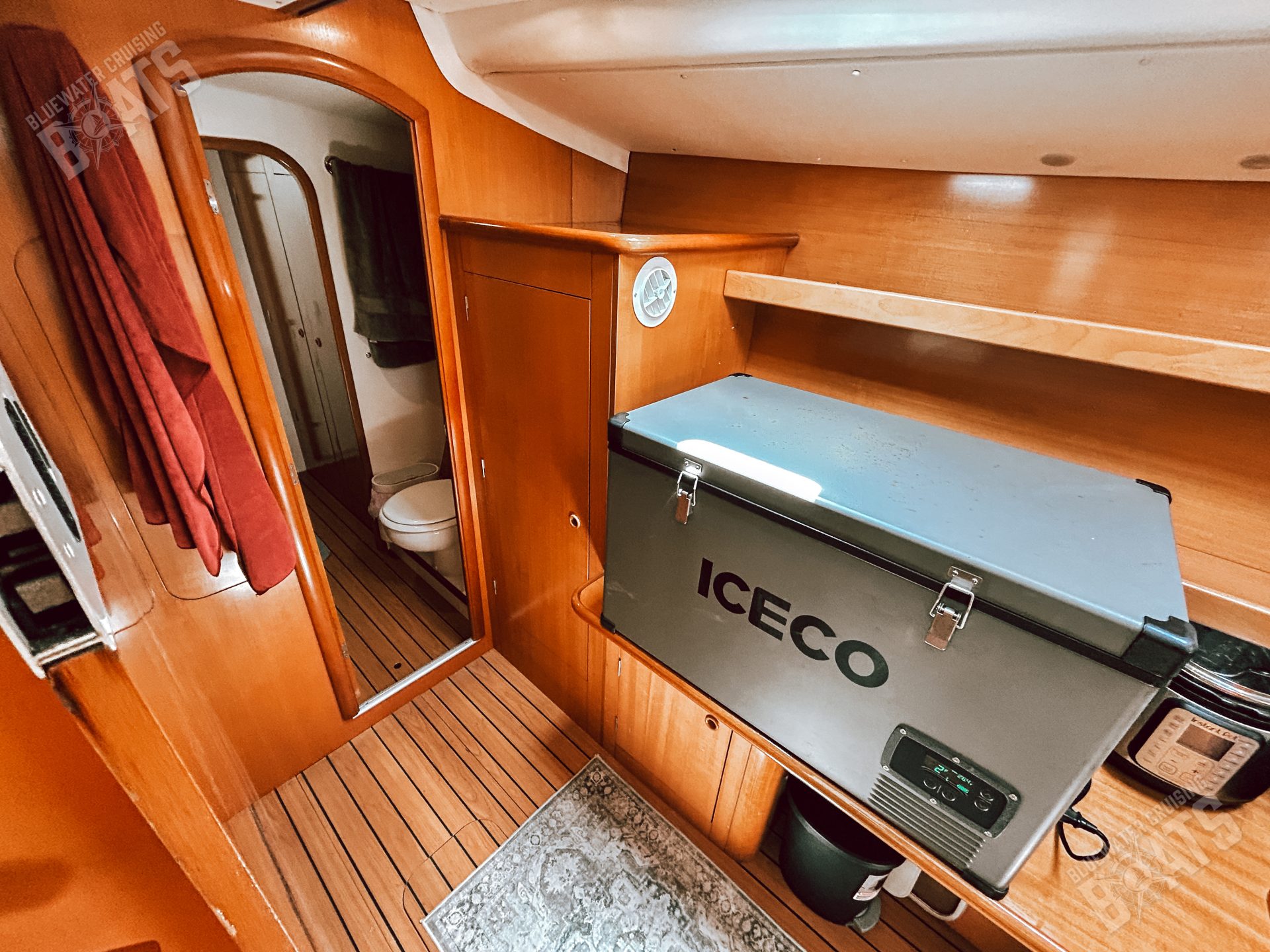 2003 Lagoon 410 S-2 photo 53