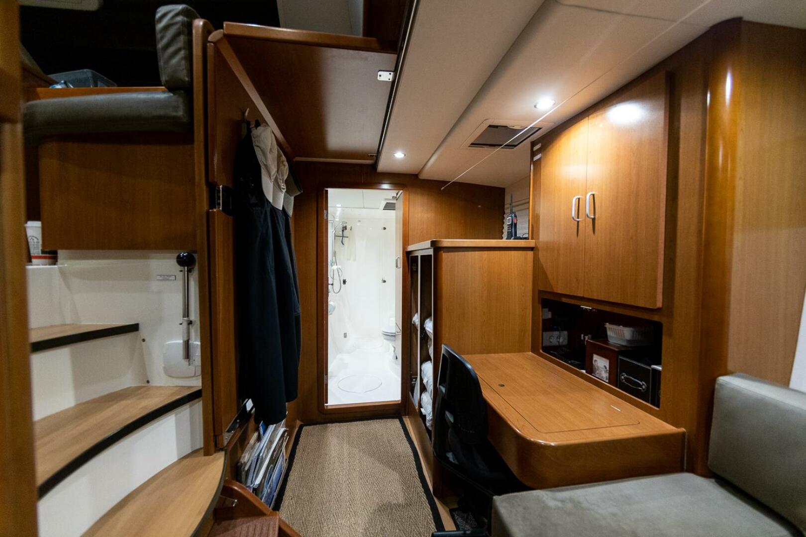 2009 Leopard 46 photo 32